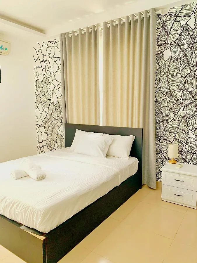 5 Bedroom Villa In Vung Tau- Biet Thu 5 Phong Bai Sau- The Black & White Garden Villa