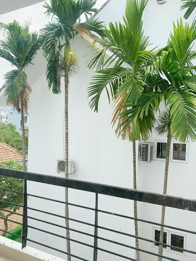 5 Bedroom Villa In Vung Tau- Biet Thu 5 Phong Bai Sau- The Black & White Garden Villa