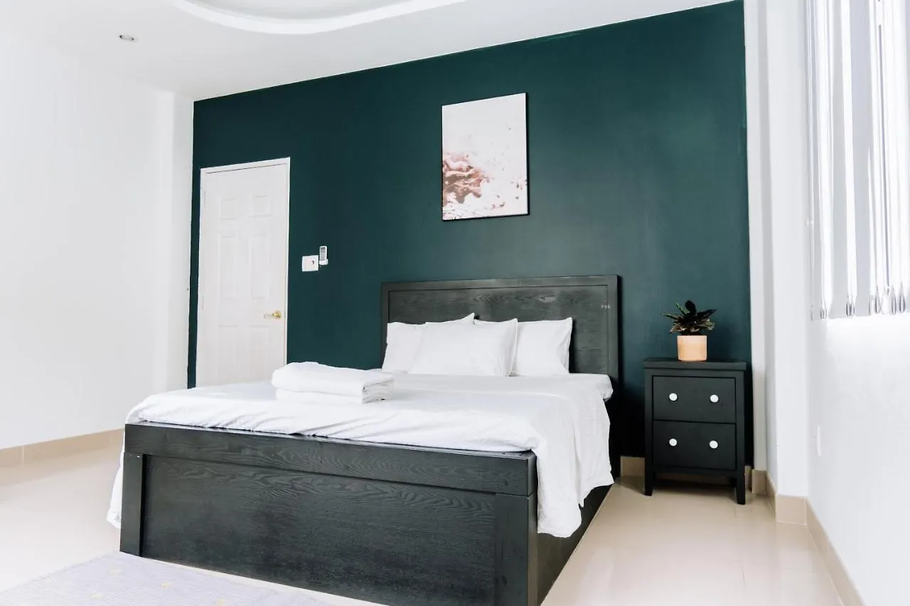 5 Bedroom Villa In Vung Tau- Biet Thu 5 Phong Bai Sau- The Black & White Garden Villa 0*,